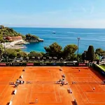 Magnifique T2 Proche Et Refait A Neuf Avec Terrasse
