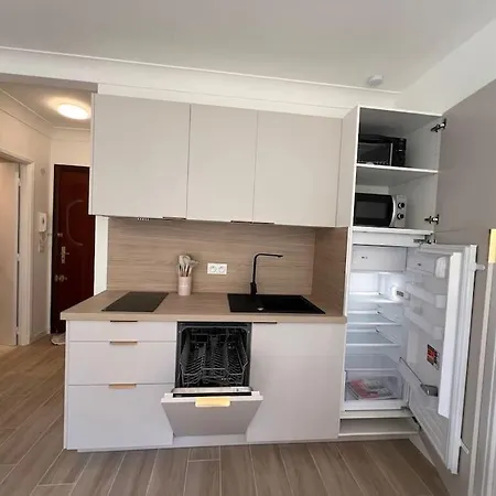 Magnifique T2 Proche Et Refait A Neuf Avec Terrasse Apartamento *