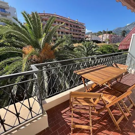 Magnifique T2 Proche Et Refait A Neuf Avec Terrasse Menton